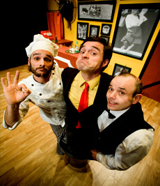 Etres: Das Clown-Trio